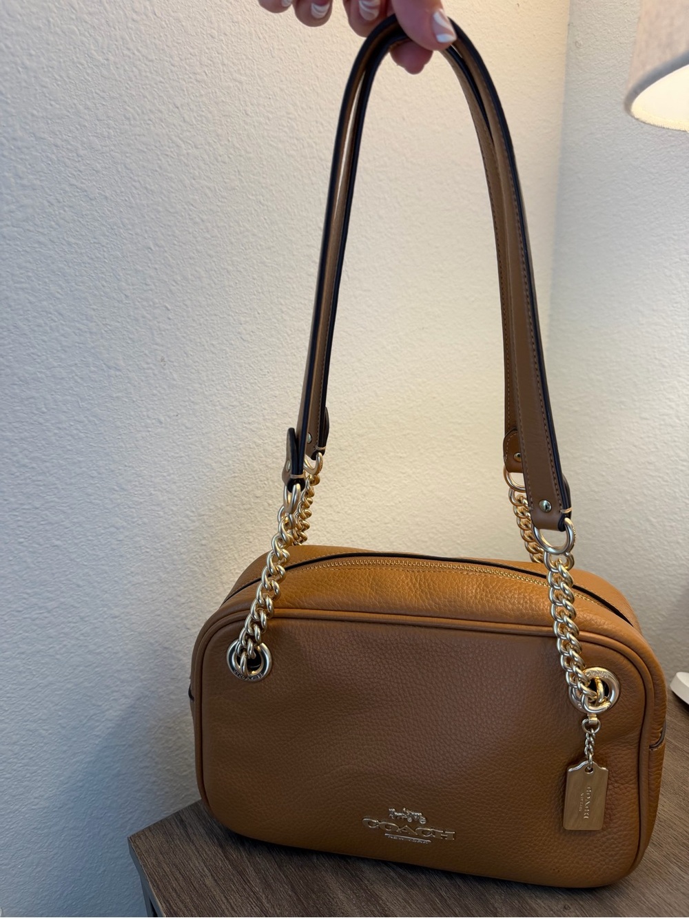 COACH: Cammie Chain Shoulder Bag - Picture 4 of 17